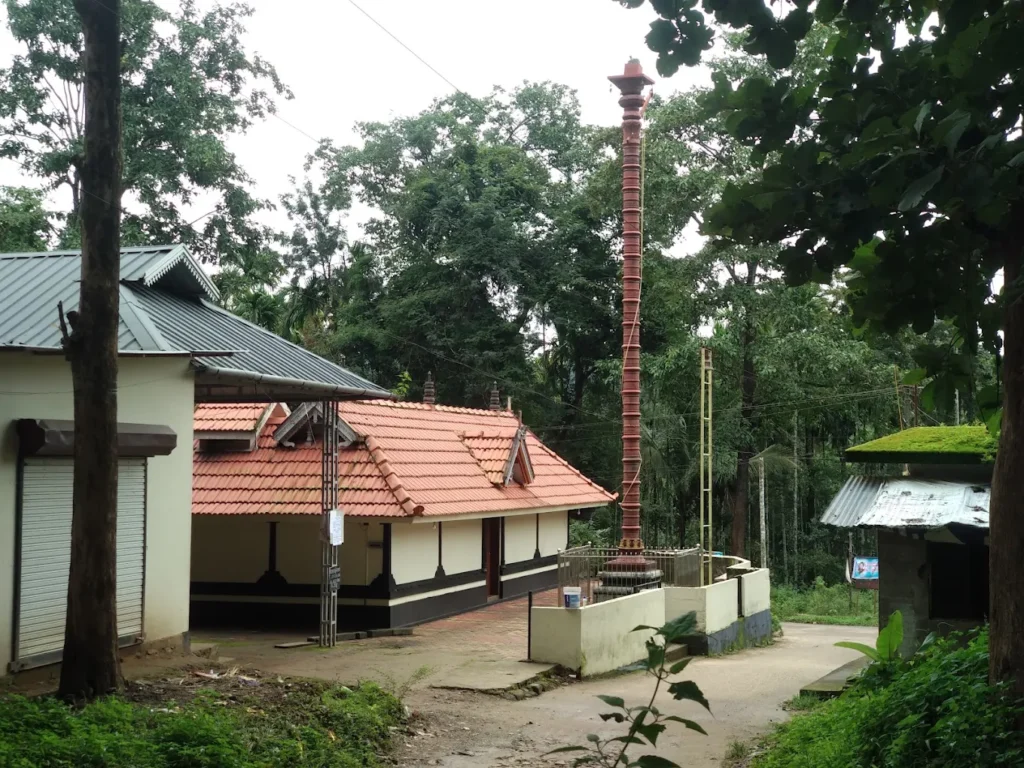 omkareswara-maha-siva-temple-irulam-wayanad