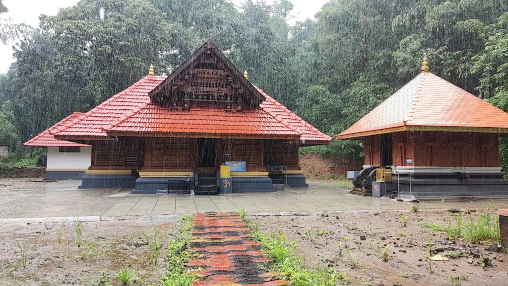 sree-chedattinkav-temple-pulpally-wayanad
