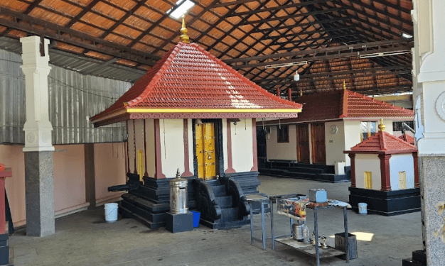 sree-dharma-shastha-temple-vythiri
